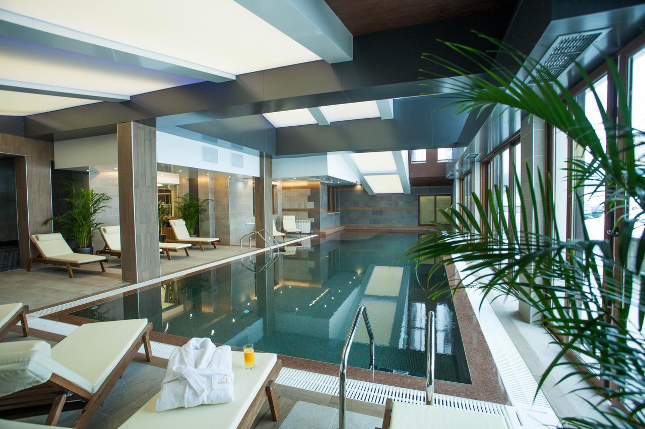 Amira Boutique Hotel Bansko Exterior foto The spa at the Mandarin Oriental, Munich